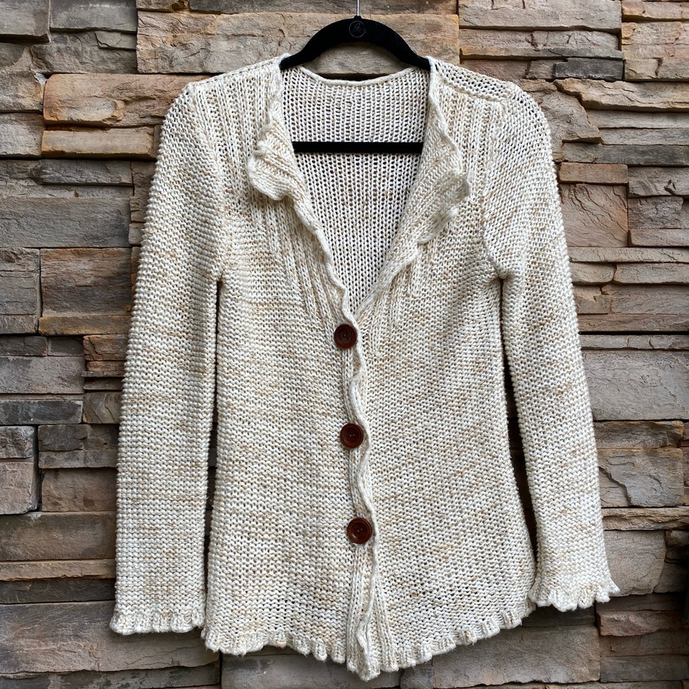 BCBG Vintage Sweater w/o tags